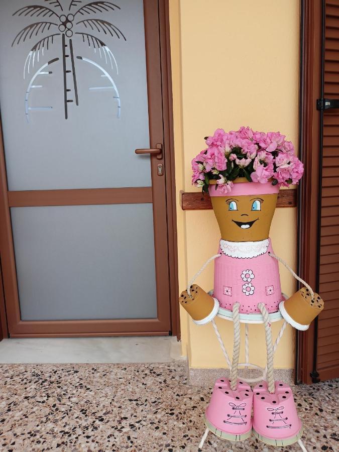 Finikas Rooms Agia Marina  Exterior foto