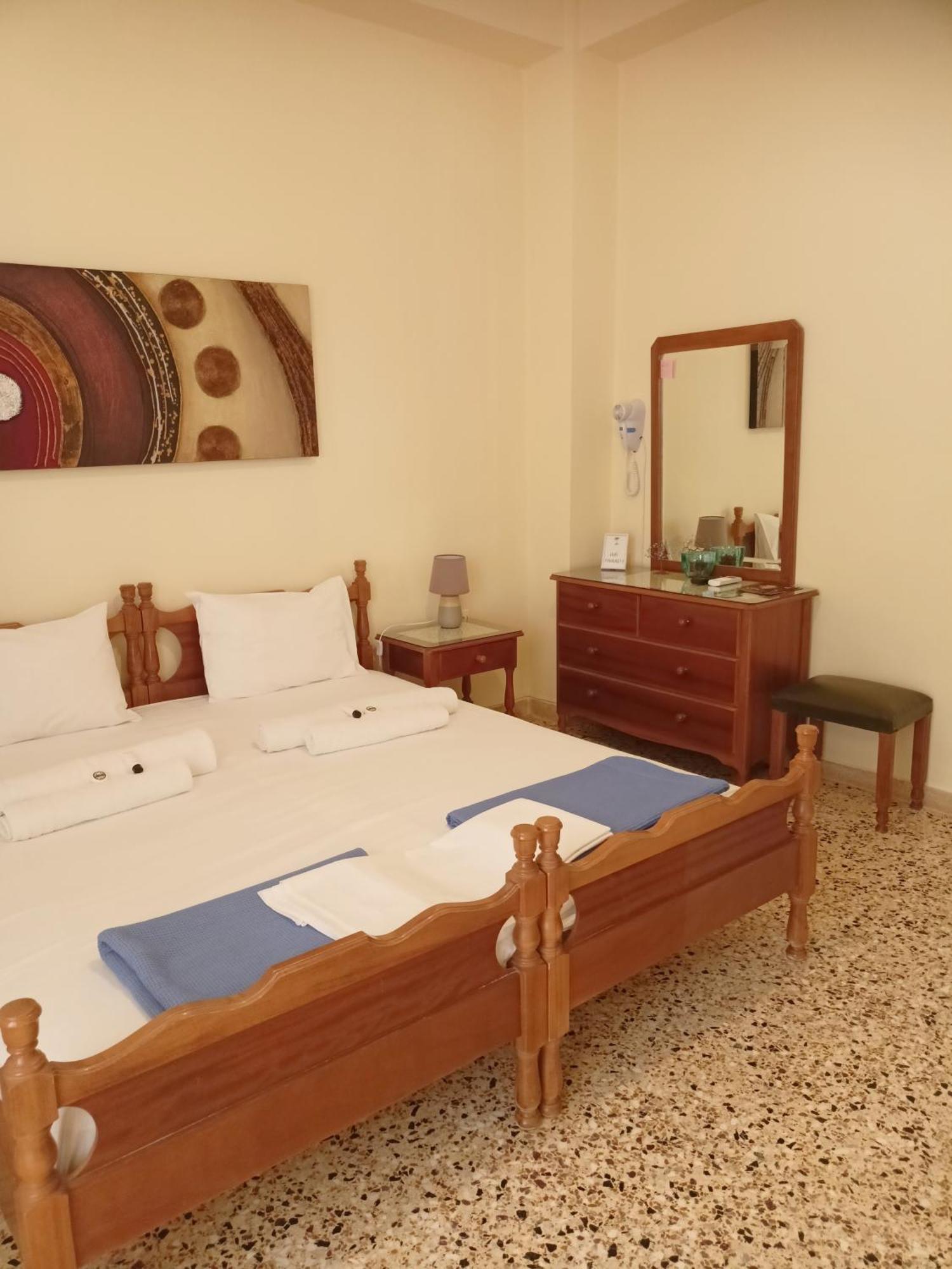 Finikas Rooms Agia Marina  Habitación foto